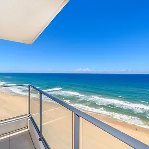 https://the-penthouses.queenslandhotels.net